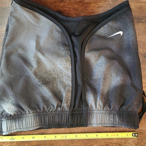 Nike Women's Dri-FIT Tempo Running Shorts - Picture 8 of 9